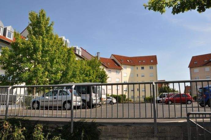 2-Zimmer-Dachgeschosswohnung, W.-v.-d.-Vogelweide-Str. 83, 97422 Schweinfurt