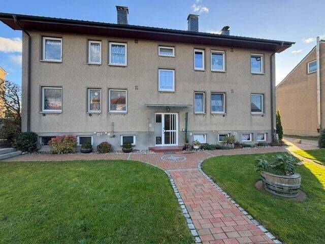 Zwei in Eins – charmante Dreiraumwohnung mit zusätzlichem Zimmer im Dachgeschoss, 23948 Kalkhorst