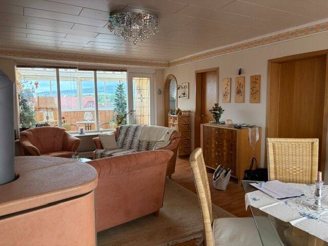 Möblierte Dachgeschosswohnung mit 2 Balkonen, 99310 Arnstadt