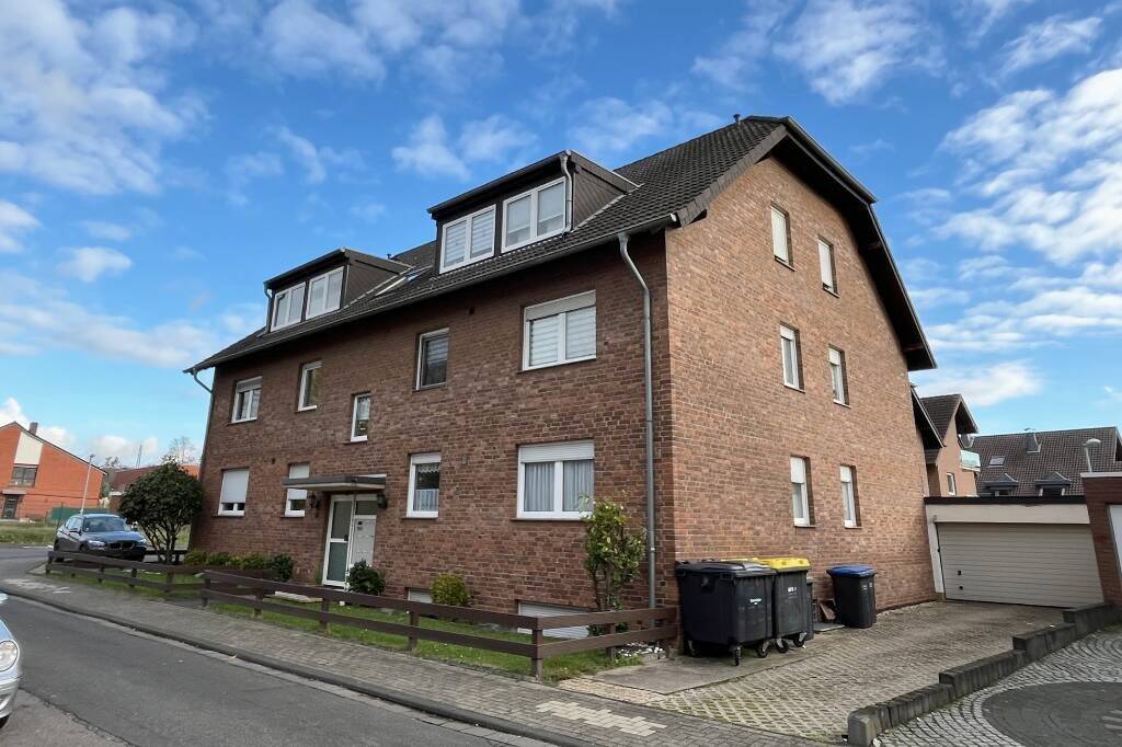 3 Zimmer modernisierte Etagenwohnung in Bergheim Quadrath, 50127 Bergheim