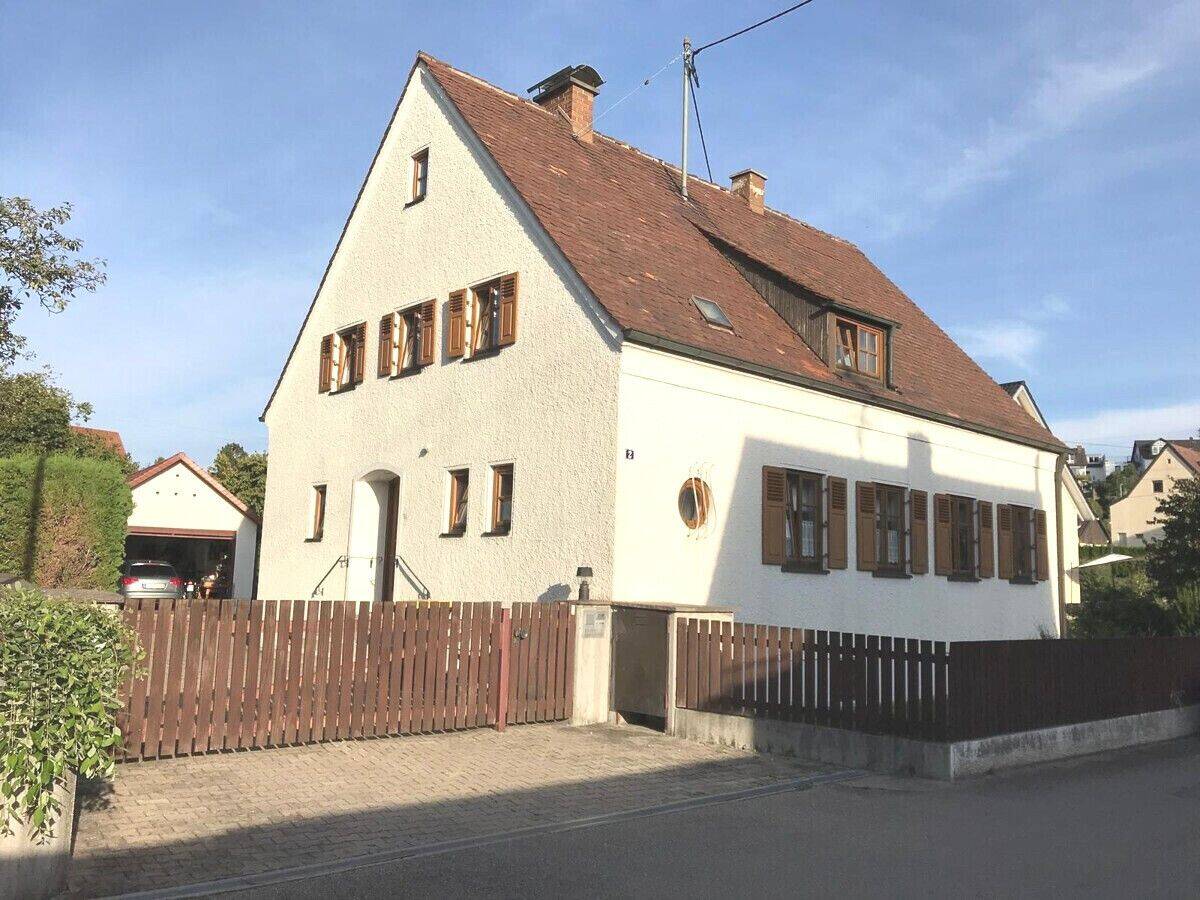 *** Solides Einfamilienhaus im Stadtgebiet von Thannhausen ***, 86470 Thannhausen