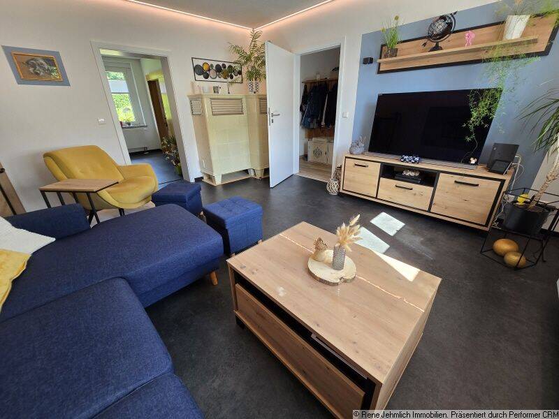 In 2021 modernisierte Doppelhaushälfte mit großem Garten, Kamin, Terrasse und Ausbaureserve, 9125 Chemnitz (Altchemnitz Bernsdorf Erfenschlag Harthau Reichenhain)