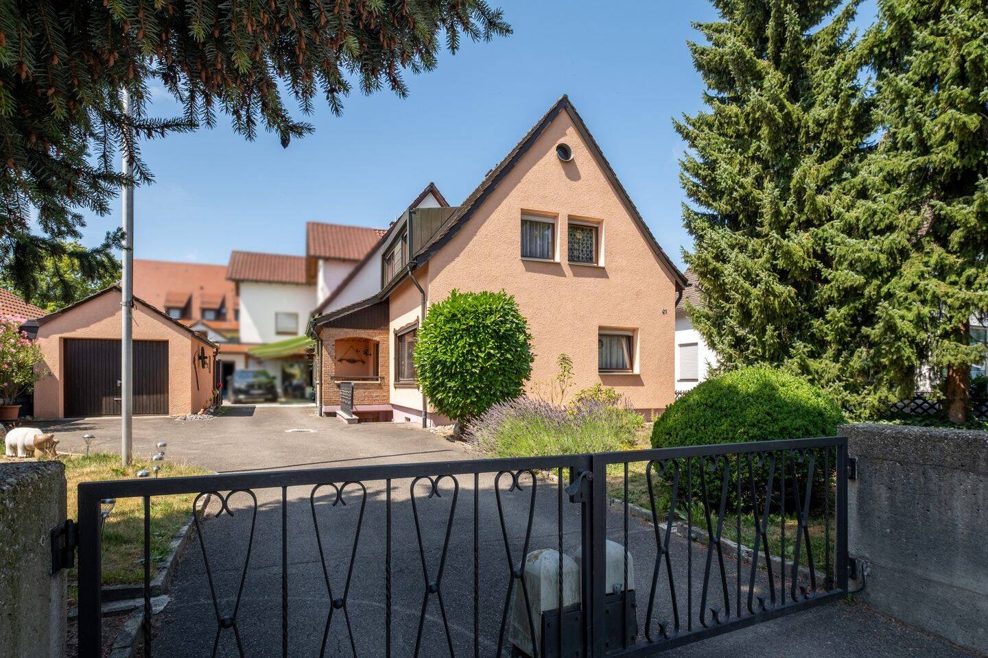 CHARMANT! Siedlungshäuschen mit sonnigem Garten in beliebter Wohnlage von FN-Löwental, 88046 Friedrichshafen