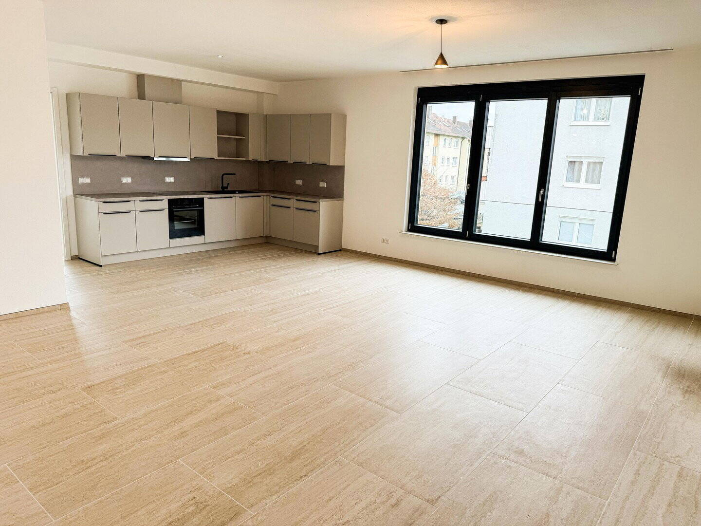 Erstbezug- hochwertige 4-Zimmer-Neubauwohnung mit 2,8m Deckenhöhe, Loggia und Sauna, 73770 Denkendorf