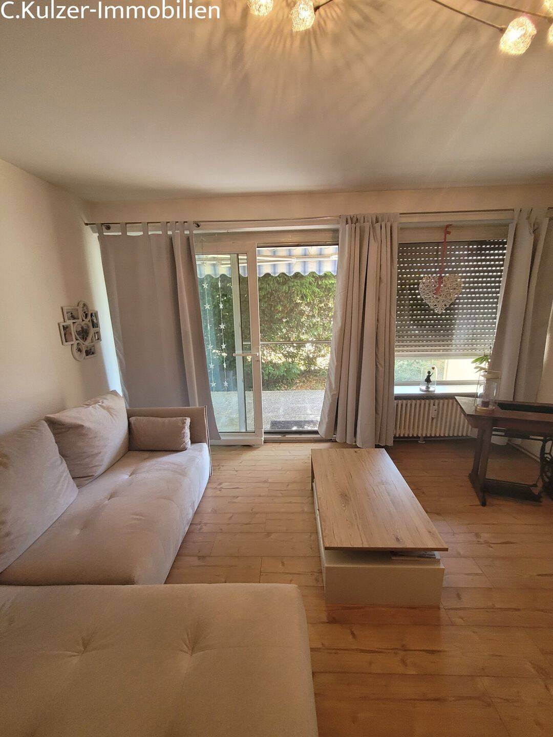 Schöne gepflegte, 2,5- bis 3-Zimmer ETW mit Terrasse, TG-Stellplatz in Grenzach-Wyhlen, 79639 Grenzach-Wyhlen