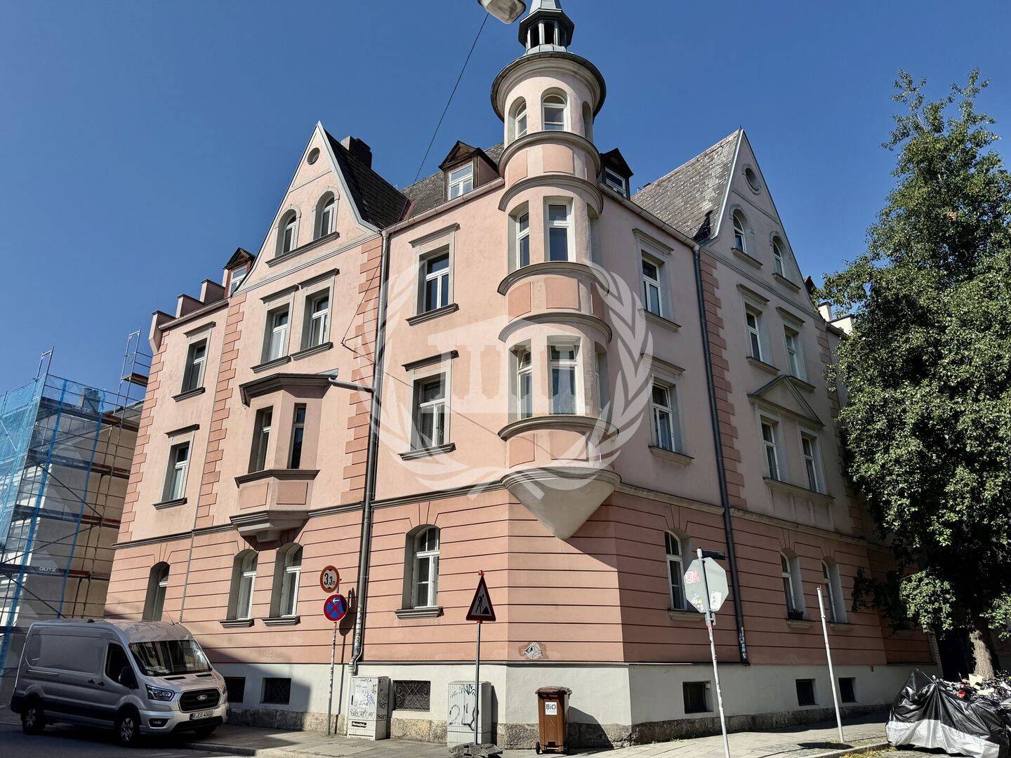 Historischer Altbaucharme in bester Innenstadtlage – Stilvolle 2,5-Zimmer-Wohnung!, 93047 Regensburg (Innenstadt Kasernenviertel Ostenviertel Westenviertel)