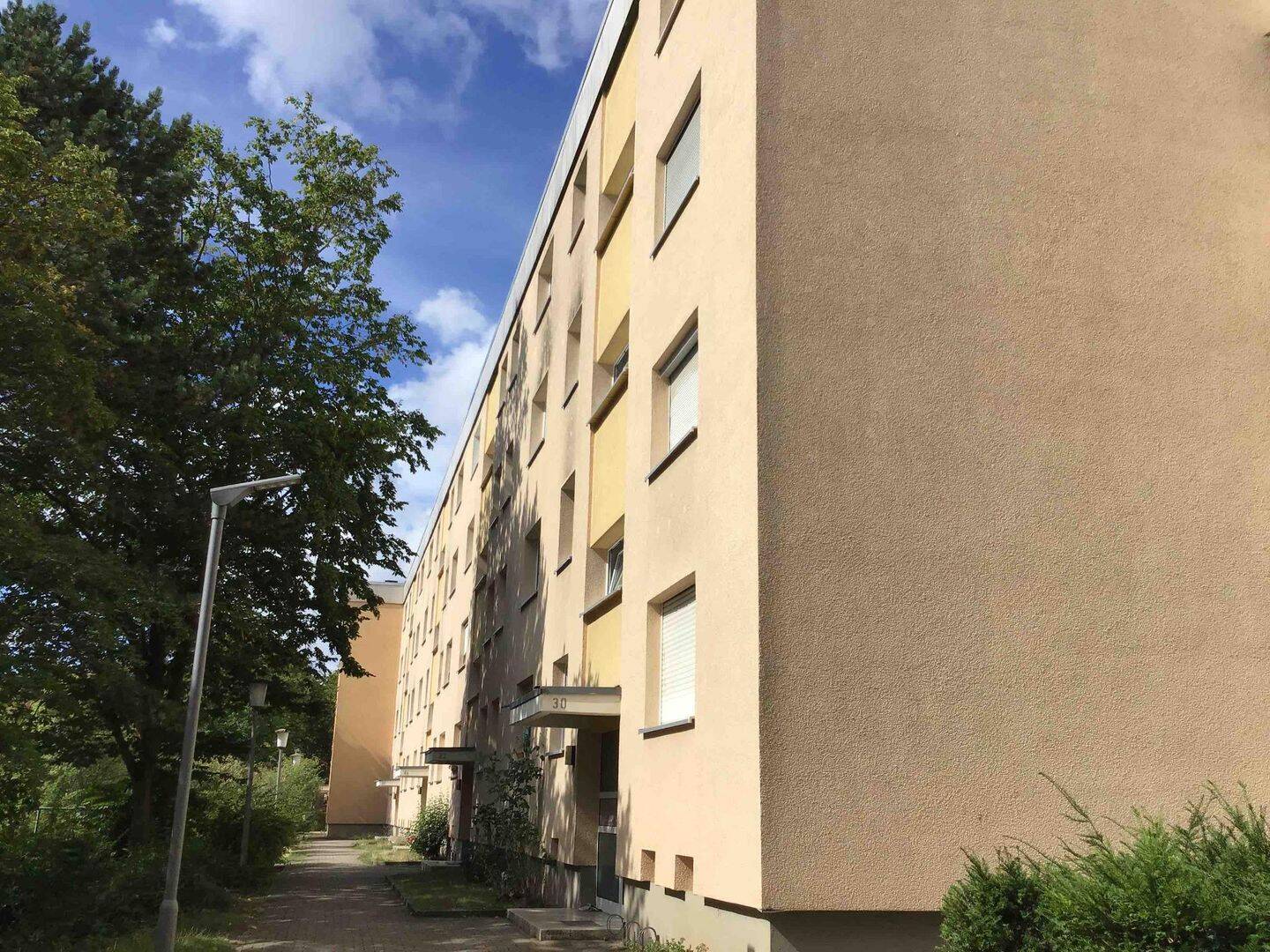 Moderne 3-Zimmer-Wohnung mit Blick ins Grüne wartet auf Sie!