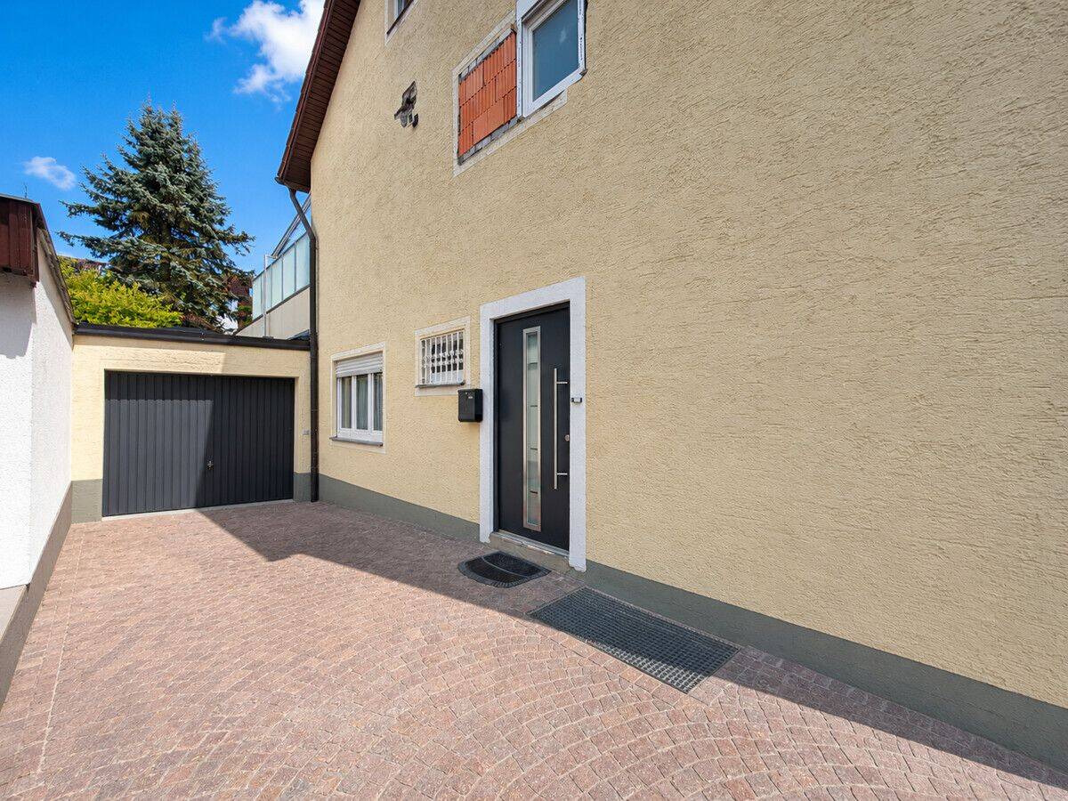 Modernes WG-Zimmer in frisch renovierter Wohnung – nahe Hochschule & Polizeihochschule, 78054 Villingen-Schwenningen