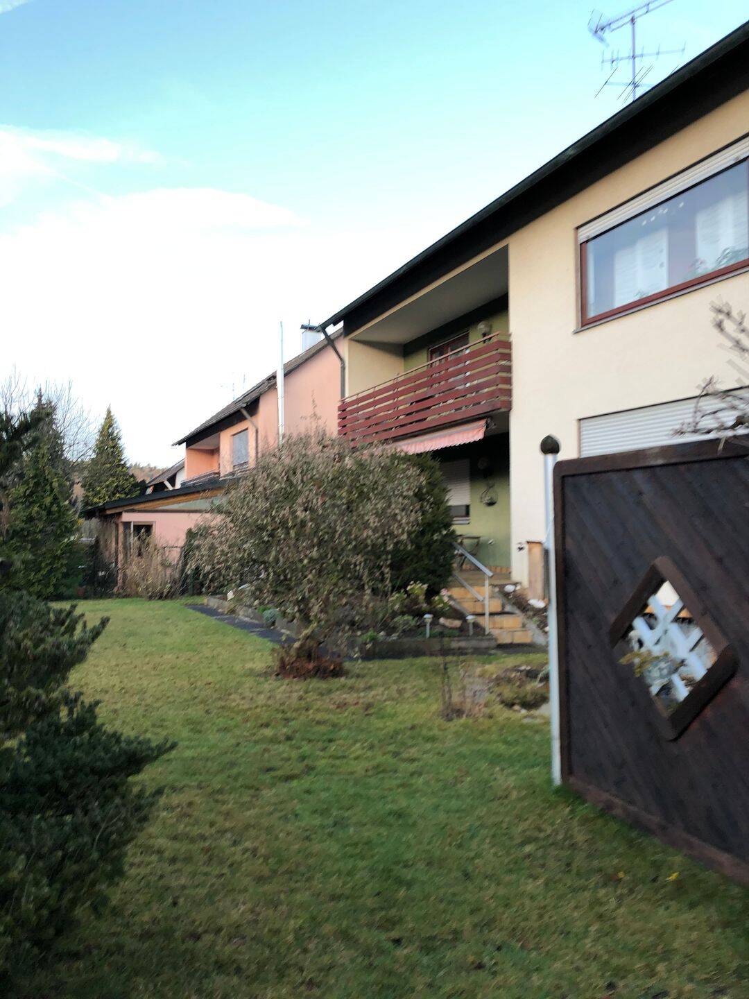 Naturnahe sonnige Wohnung, 90513 Zirndorf