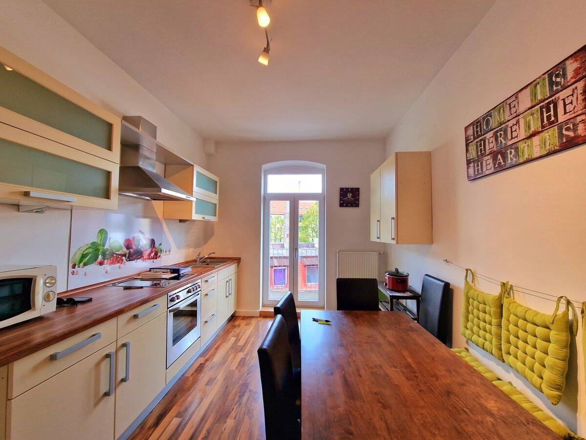 Klein aber fein – Top sanierte 2-Zimmer Wohnung mit Balkon!, 90419 Nürnberg (Kleinweidenmühle Sankt Johannis)