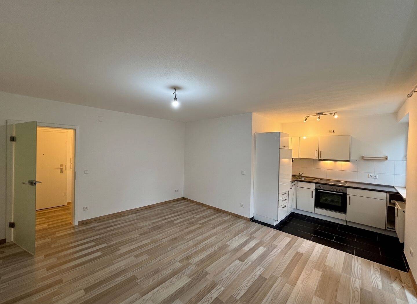 MUTZHAS – Singles aufgepasst: Charmantes Apartment in Laim, 80689 München (Hadern Laim Pasing-Obermenzing)