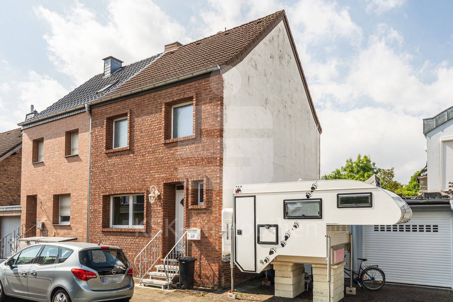 Charmante Doppelhaushälfte in beliebter Lage von Kerpen!, 50171 Kerpen