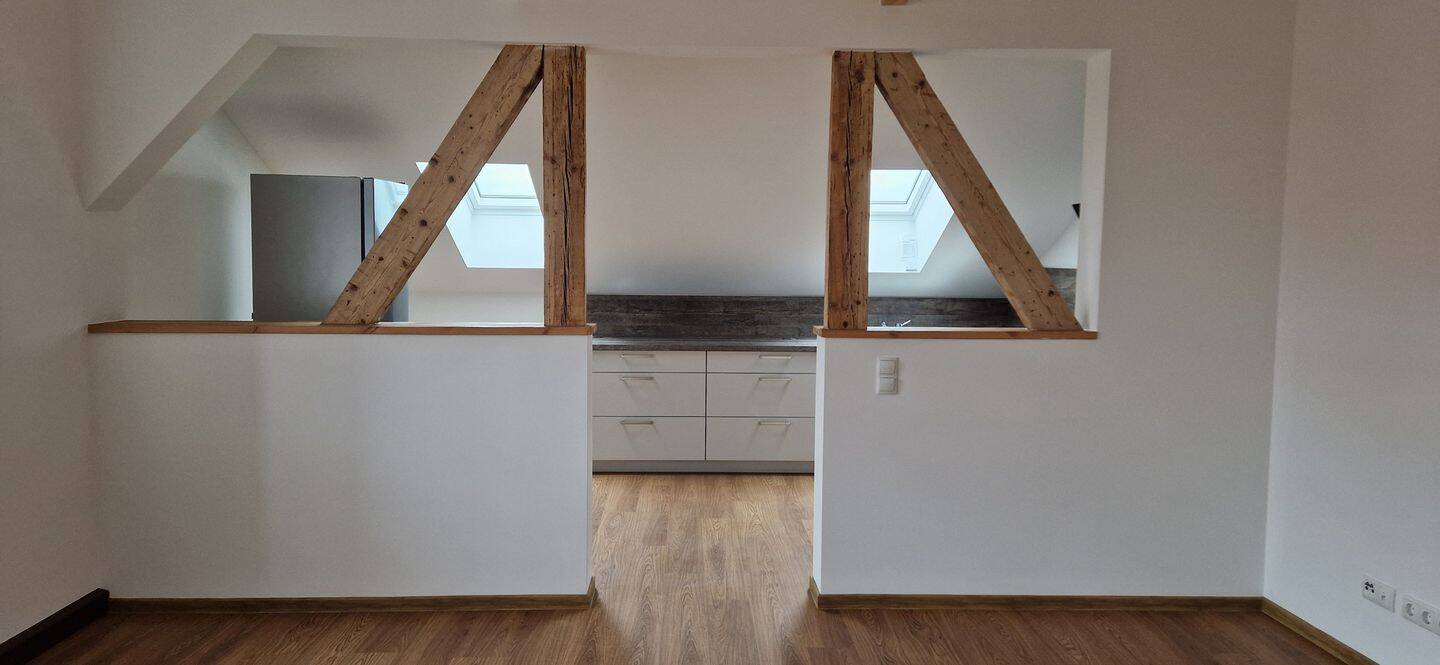 Charmante 3-Raum-Dachgeschosswohnung mit Einbauküche, 6785 Oranienbaum-Wörlitz