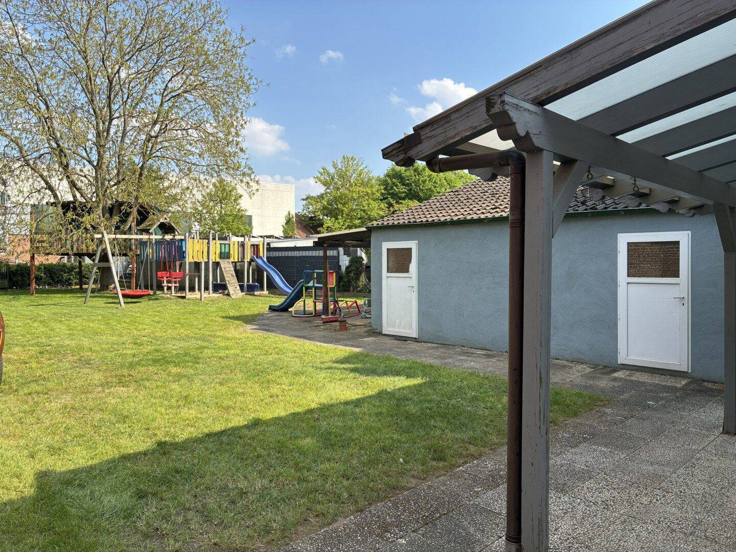 Familienidylle, traumhafter Garten, begehrte Lage in Nettetal-Lobberich Zentrum, 41334 Nettetal