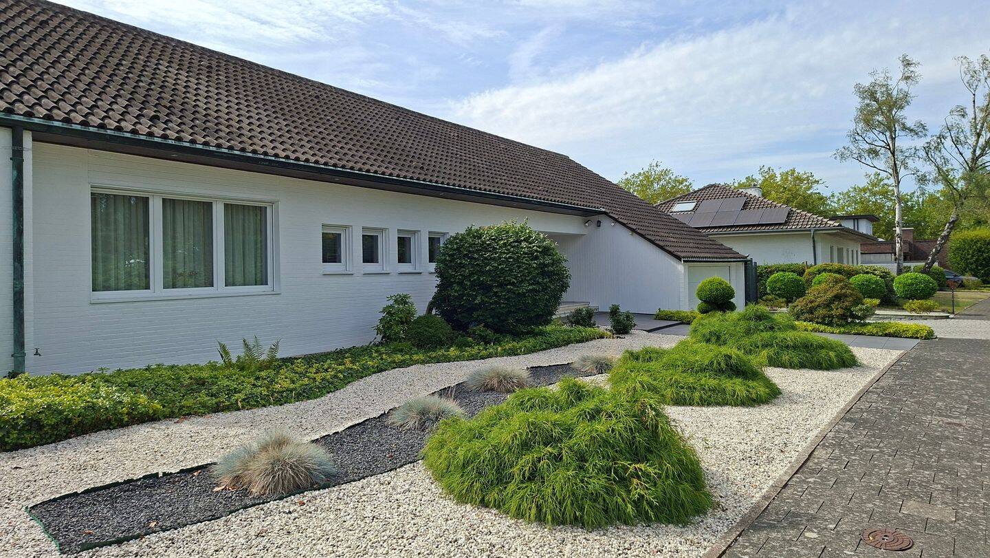 Exclusives Einfamilienhaus in bevorzugter Waldrandlage mit parkähnlichem Garten, 33378 Rheda-Wiedenbrück