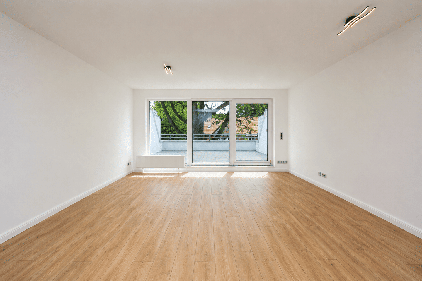 Bezugsfertige, modernisierte 3-Zimmer-Maisonette-Wohnung in Bremen-Oberneuland, 28325 Bremen (Ellenerbrok-Schevemoor Oberneuland Tenever)