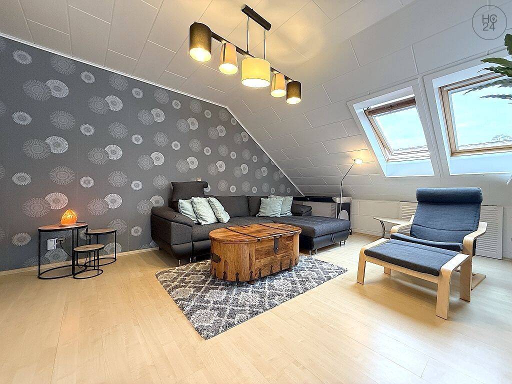 Schön möblierte, große 2-Zimmer-Wohnung mit WLAN in Zirndorf, 90513 Zirndorf