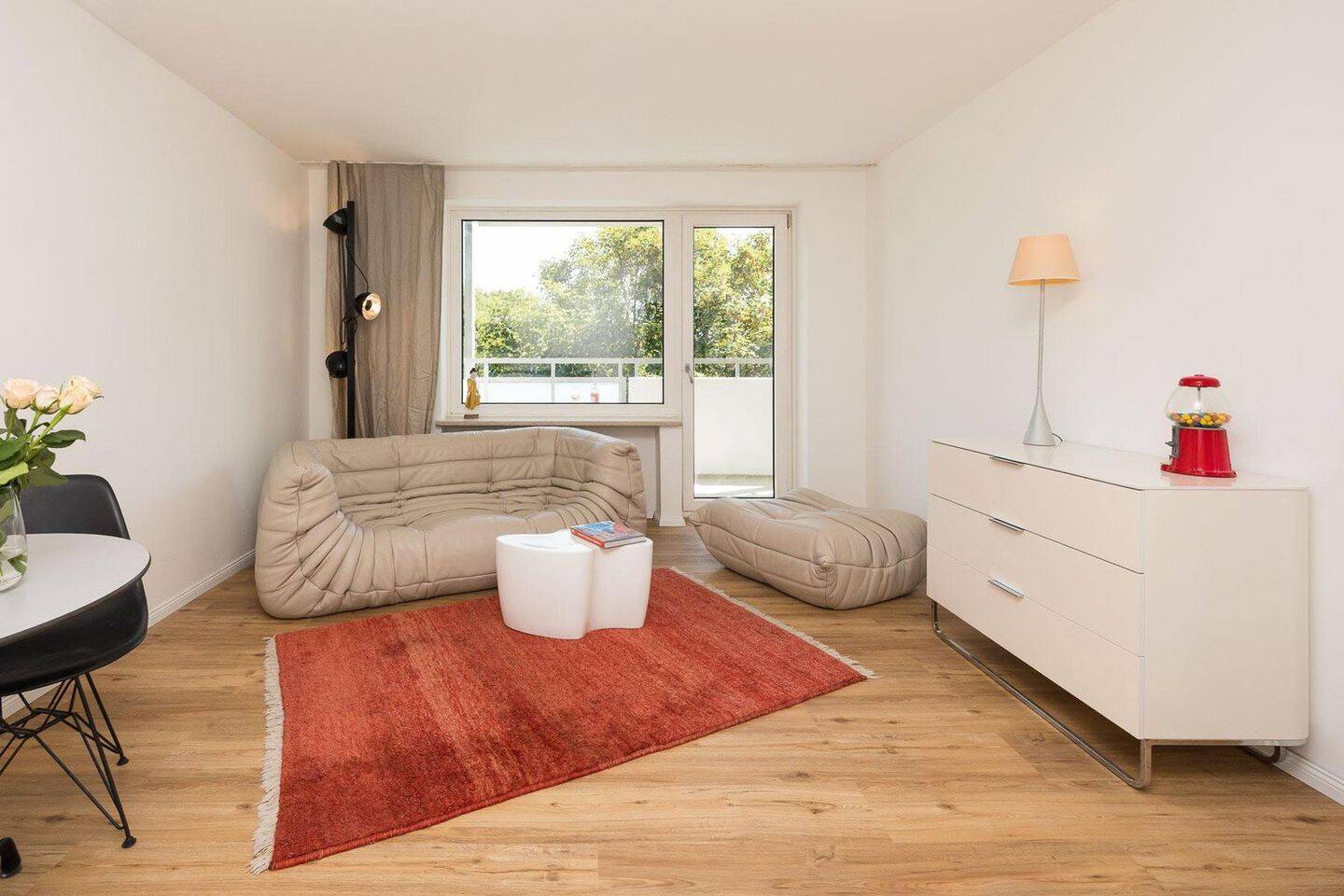 Ab 1.10: Möblierte 1,5-Zimmer-Wohnung in München-Johanneskirchen – hochwertig saniert, 81927 München (Bogenhausen)
