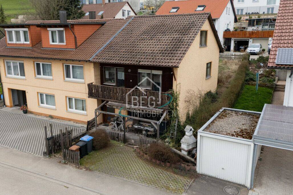 Familienfreundliche Doppelhaushälfte mit Gestaltungspotenzial, 74426 Bühlerzell