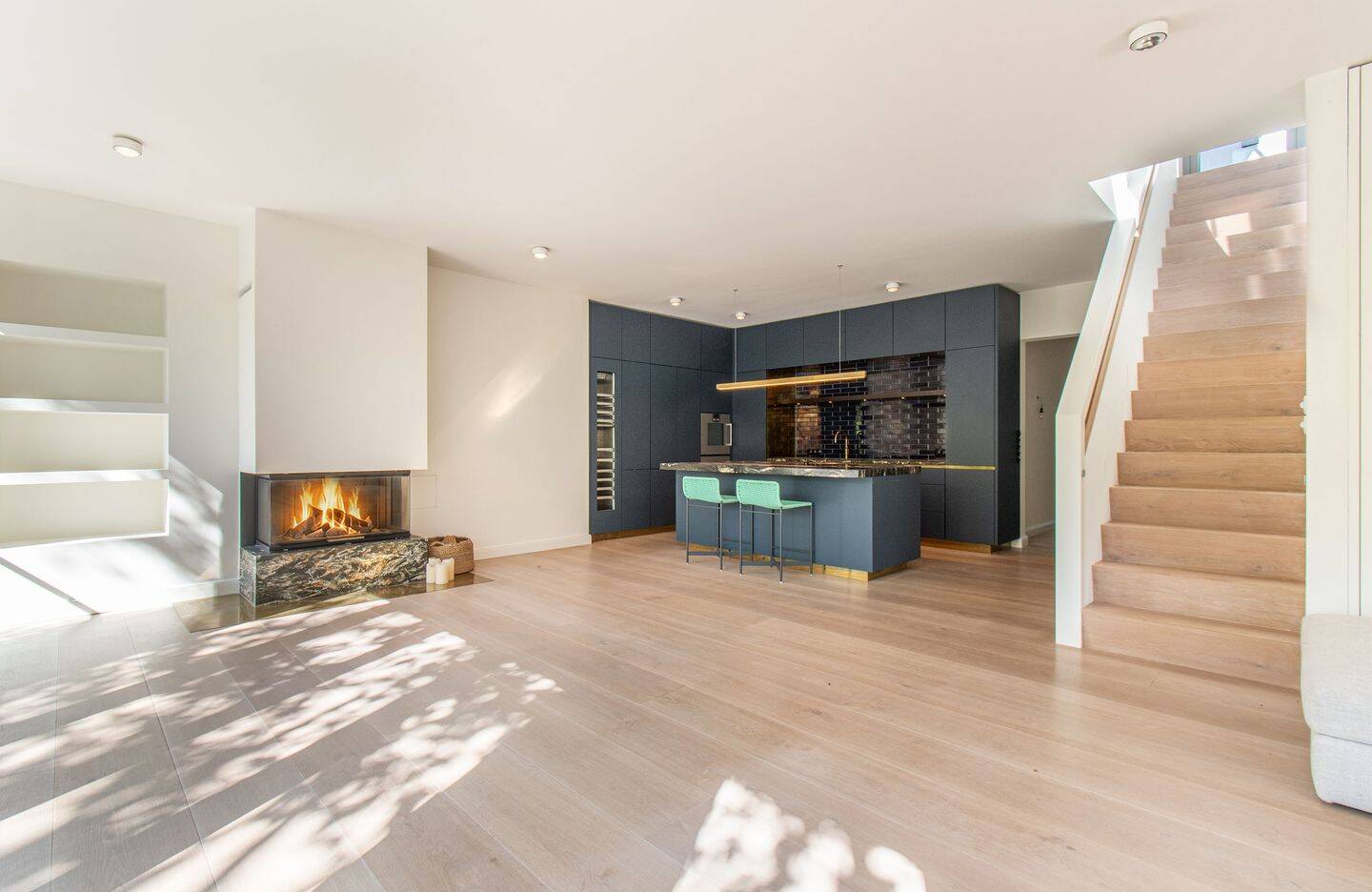 Luxus über den Dächern – Traum-Penthouse mit Dachterrasse & Sauna!, 20148 Hamburg (Eimsbüttel Harvestehude Rotherbaum)