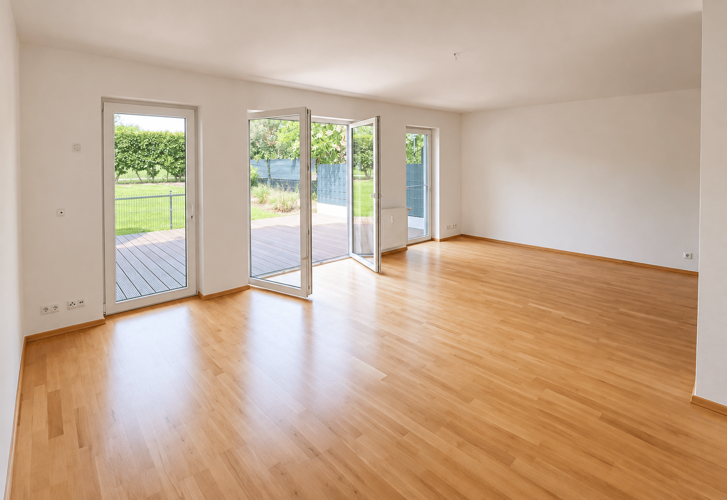 Terrassenwohnung im Grünen 3ZKB mit moderner Küche in Rembrücken, 63150 Heusenstamm
