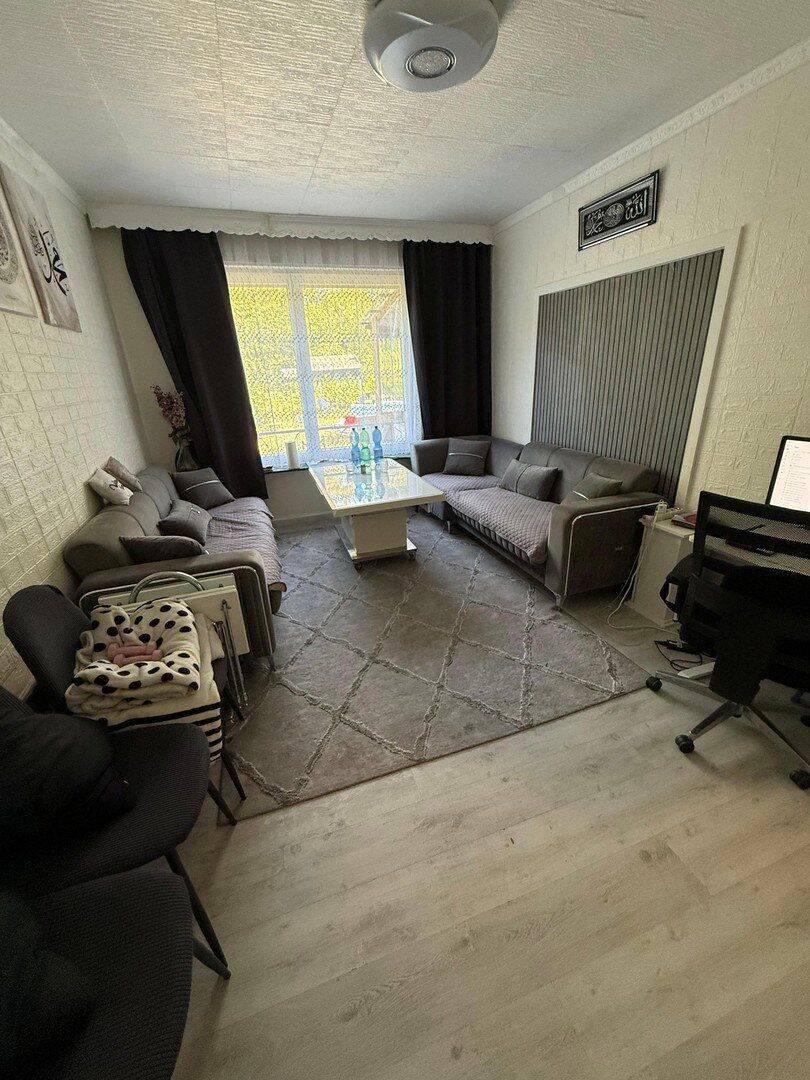 3-Zimmer-Wohnung mit großzügigem Privatgarten und Terrasse, 50739 Köln (Nippes Bilderstöckchen Longerich Mauenheim Weidenpesch)