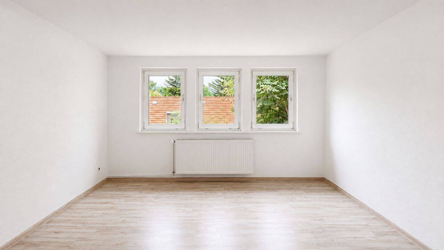 Renovierte 3 Zimmer-Dachgeschosswohnung mit durchdachtem Grundriss und Tageslichtbad, 37539 Bad Grund (Harz)