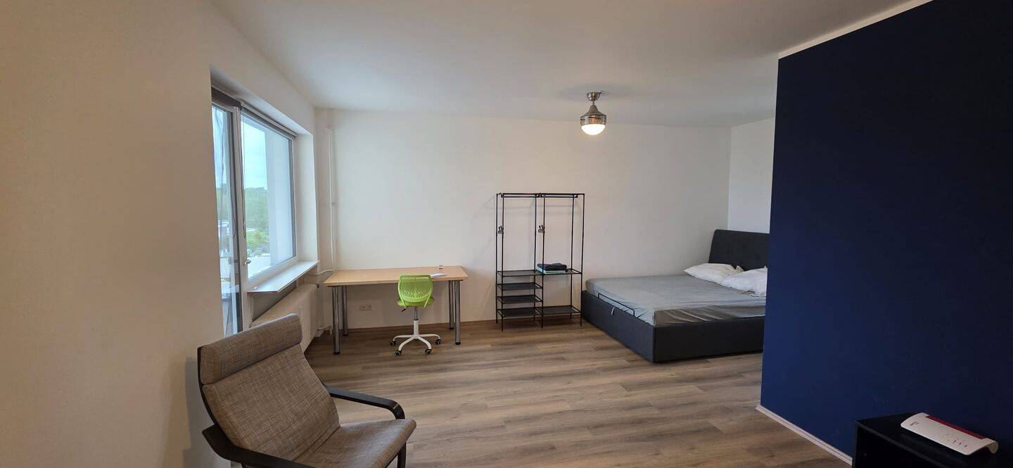 Nachmieter gesucht: ABSCHLAG 7.500 € & VORGANG BEACHTEN BITTE: Helle 1-Zimmer-Wohnung in Mariendorf (Balkon & Weitblick), 12105 Berlin (Tempelhof-Schöneberg Mariendorf Schöneberg Tempelhof)