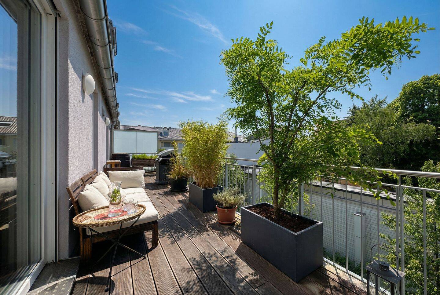 Neuwertige 3-Zimmer-Wohnung mit großzügiger Süd-Dachterrasse und hochwertiger Ausstattung, 80807 München (Milbertshofen-Am Hart Schwabing-Freimann)