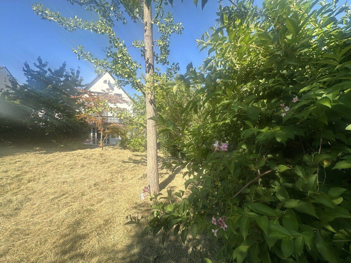 Charmantes Einfamilienhaus mit 155 m² Wohnfläche, großem Garten und 884 m² Grundstück in begehrter Lage!, 34130 Kassel (Harleshausen Kirchditmold)