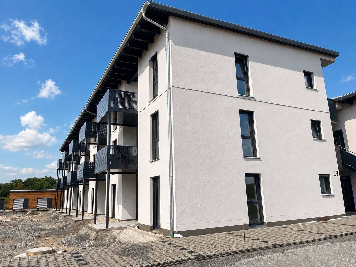 ERSTBEZUG -2-Zimmer Wohnung in Landau inkl. Küche u. Badmöbel, 94405 Landau a.d. Isar (Landau)