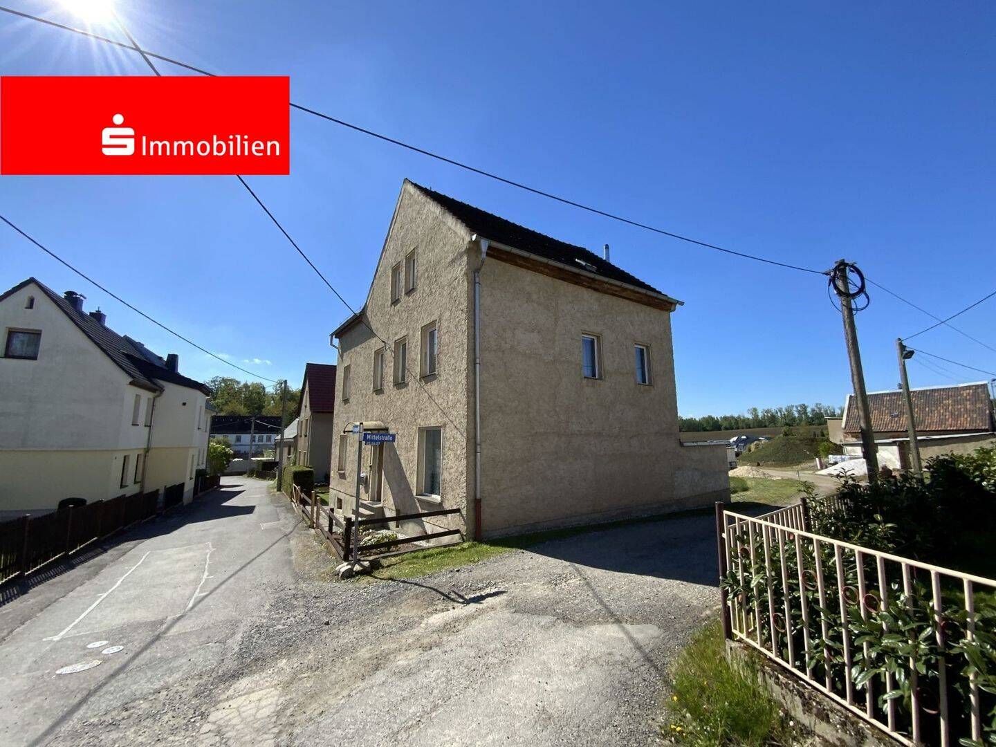 Familienfreundliches Haus in ländlicher Idylle mit einladenden Sitzbereich im Garten, 4617 Kriebitzsch