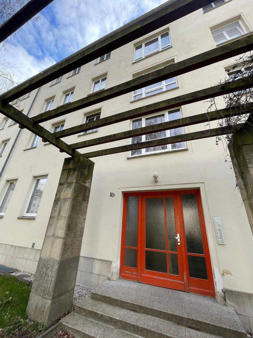 *LUTHERSTR.* Schluss mit Träumen, MIETEN  !!!, 9126 Chemnitz (Altchemnitz Bernsdorf Gablenz Lutherviertel Sonnenberg)
