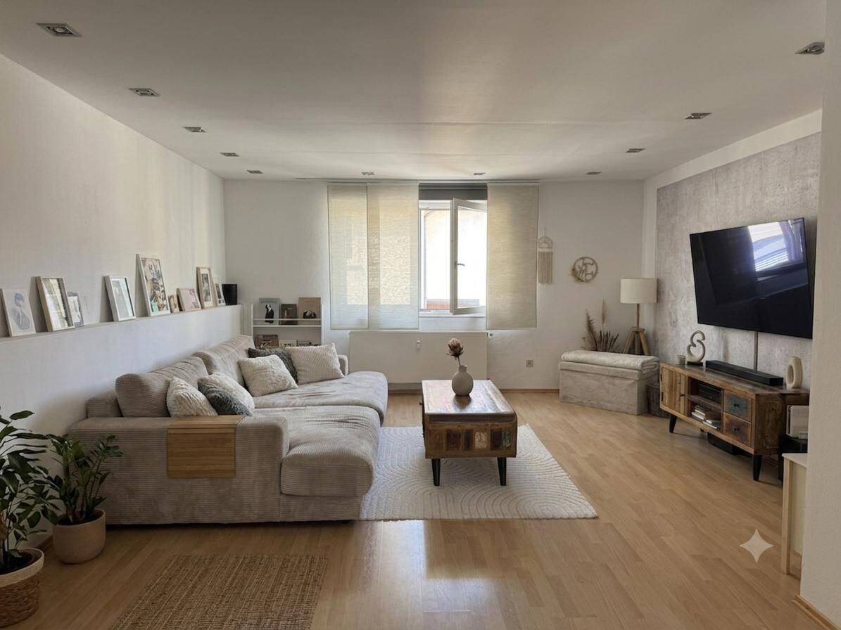 Große Maisonette-Wohnung mit schönem Balkon, 68723 Oftersheim