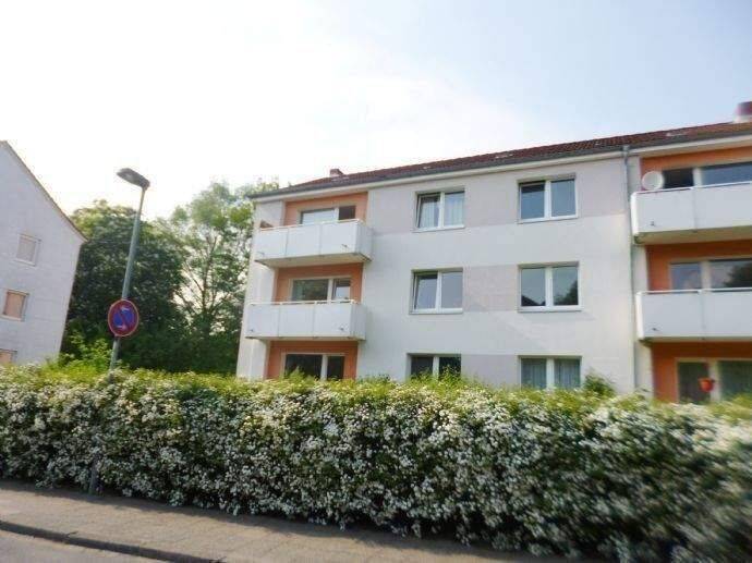 St. Jürgen – schöne 2-Zimmerwohnung mit Balkon, 23562 Lübeck (Sankt Jürgen)