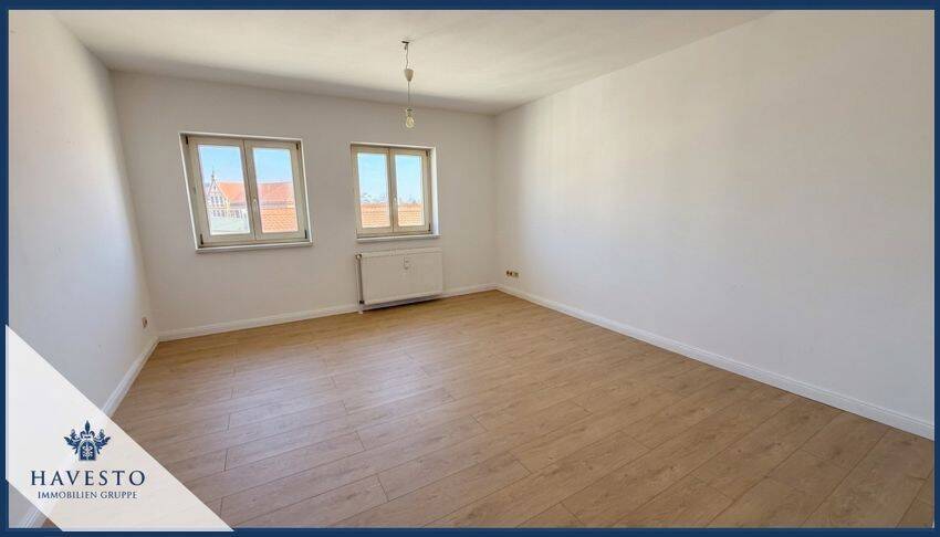 Frisch renovierte 2-Zimmer-Dachgeschosswohnung mit ca. 58,80 m² Wohnfläche und Einbauküche., 39112 Magdeburg (Leipziger Str. Sudenburg)