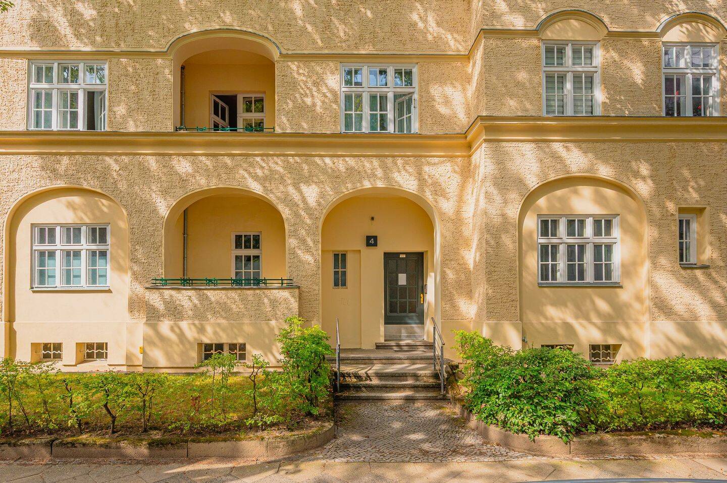 Charmantes Sanierungsobjekt – 3 Zimmer mit Raum für Ihre Ideen, 12163 Berlin (Steglitz-Zehlendorf Friedenau Steglitz)