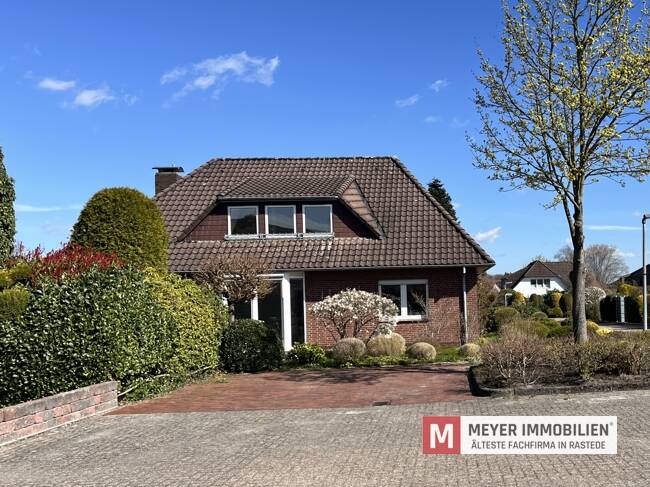 Ruhig gelegenes EFH in Rastede auf einem Erbpachtgrundstück zu verkaufen (Obj.-Nr.: 6656), 26180 Rastede