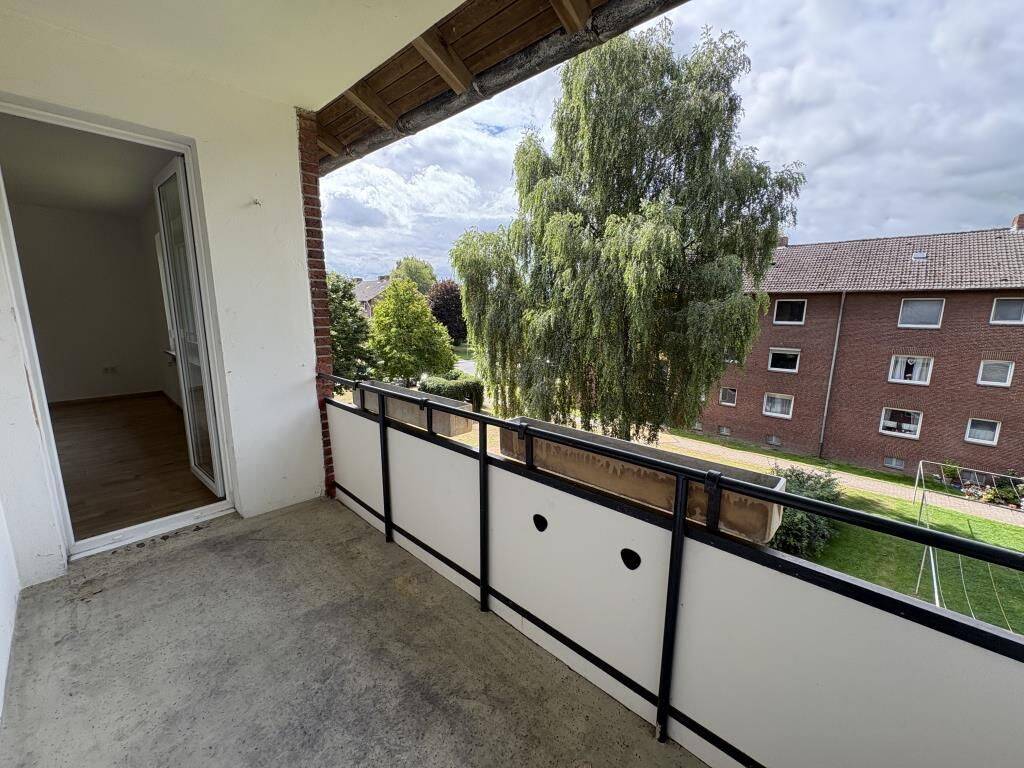 Helle 2-Zimmer-Wohnung mit Balkon in Wilhelmshaven Fedderwardergroden!, 26388 Wilhelmshaven
