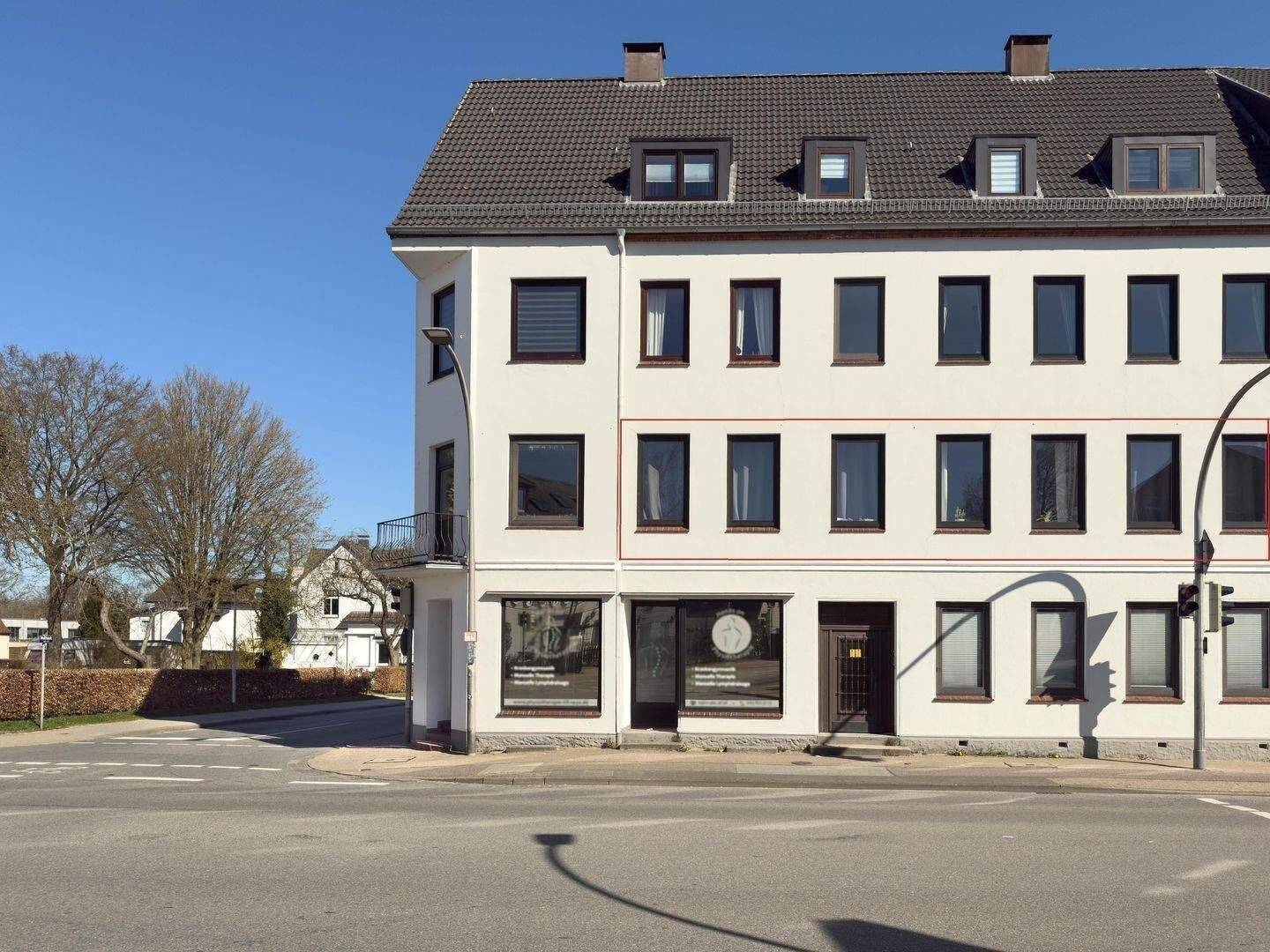 Lichtdurchflutete 4,5-Zimmer-Wohnung | Hochwertig kernsaniert | Echtholzböden | Massivholzküche | Walk-In Dusche – WG geeignet, 24837 Schleswig