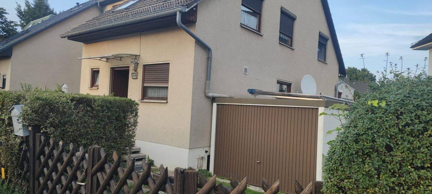 Reihenendhaus mit Kamin und moderner Gas-Hybridheizung in Berlin-Rudow, 12357 Berlin (Neukölln Buckow Rudow)