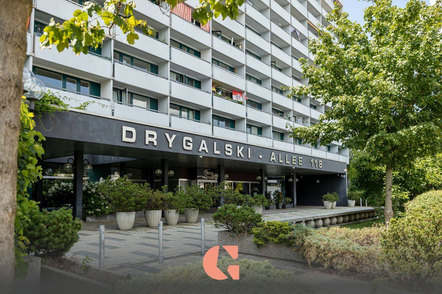 Attraktive 1-Zimmer-Wohnung mit großem Balkon und Top-Anbindung, 81477 München (Thalk. Obersendl.-Forsten-Fürstenr.-Solln)