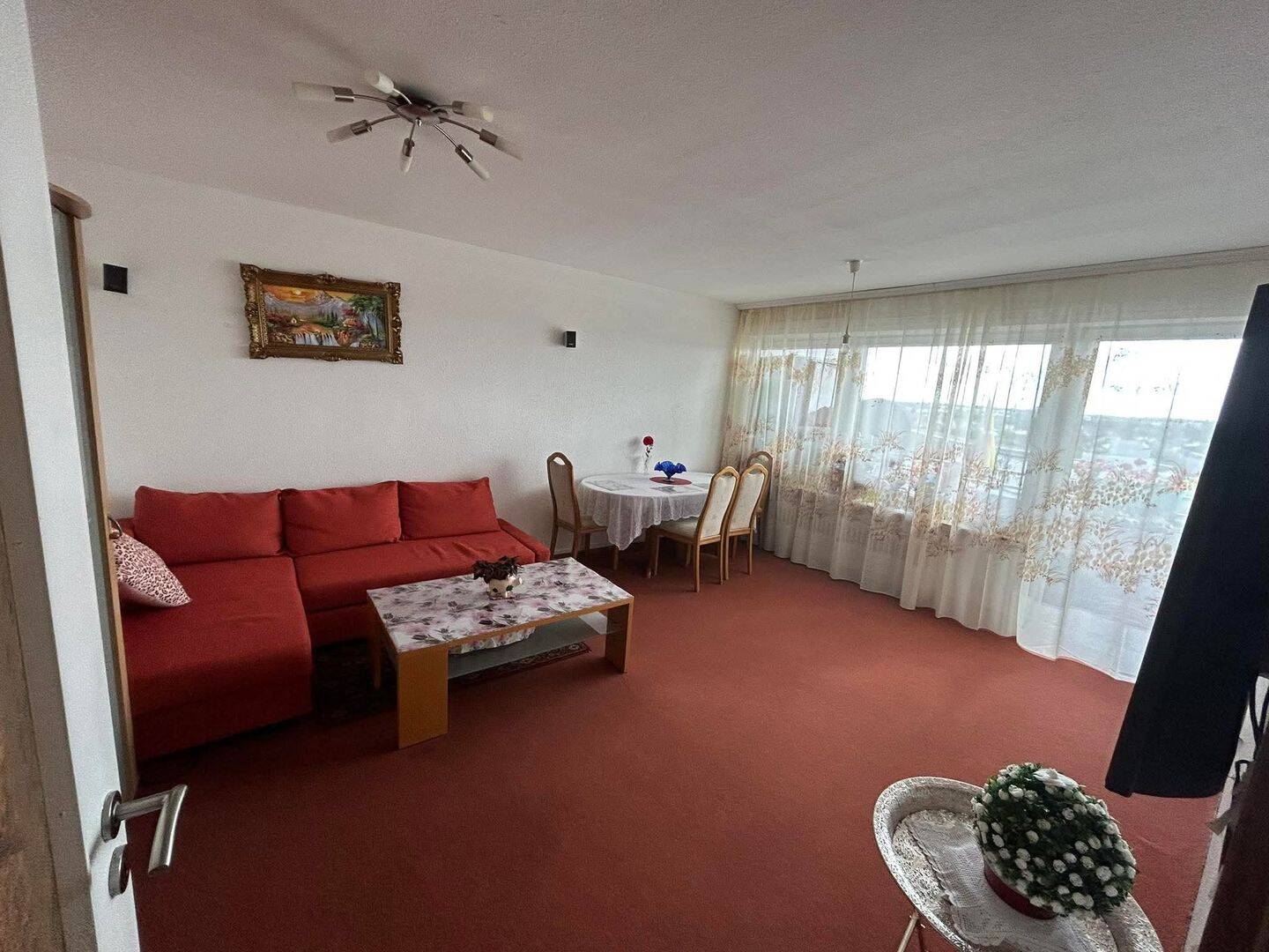 Mietwohnung Offenbach Zentrum möbliert nur für Frauen 790€ warm, 63065 Offenbach am Main (Offenbach am Main)