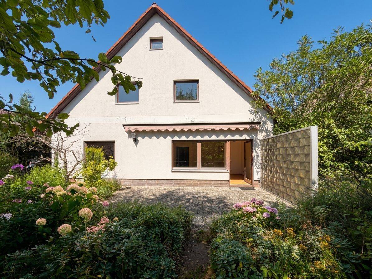 Ruhige Lage und doch ganz nah zum BER – Einfamilienhaus mit viel Potenzial in Rudow, 12355 Berlin (Neukölln Kolonie Platanenblick Rudow Siedl. An der Rudower Höhe)
