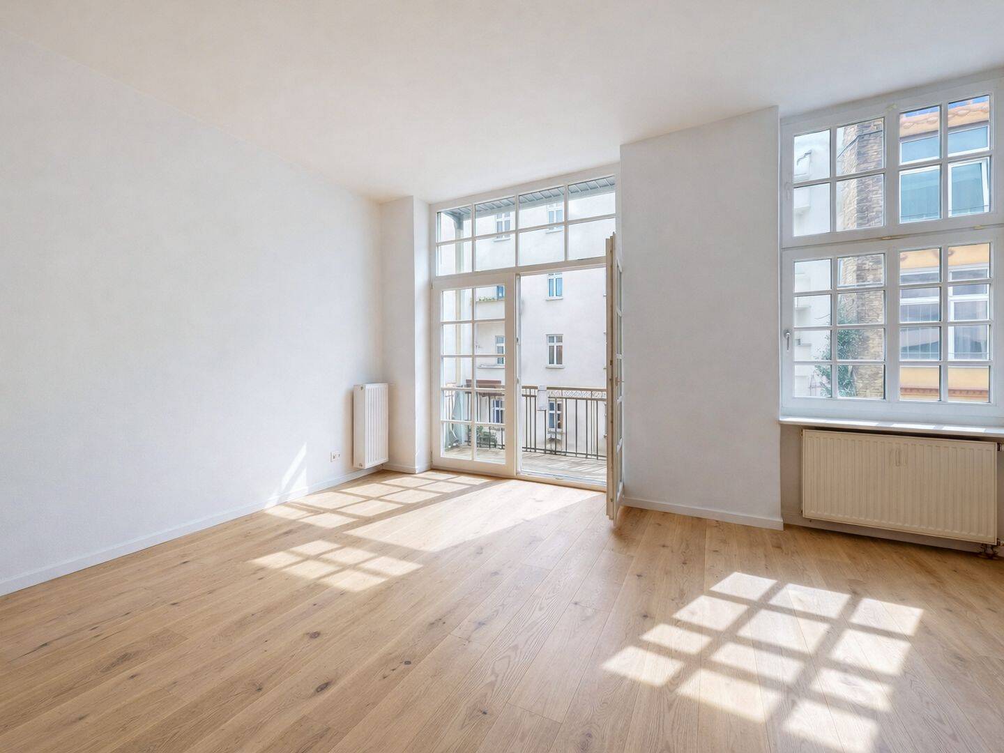 Modernisierte Altbauwohnung mit hohen Decken und lichtdurchflutetem Wohnbereich – 10437 Berlin – Bild 1 von 1