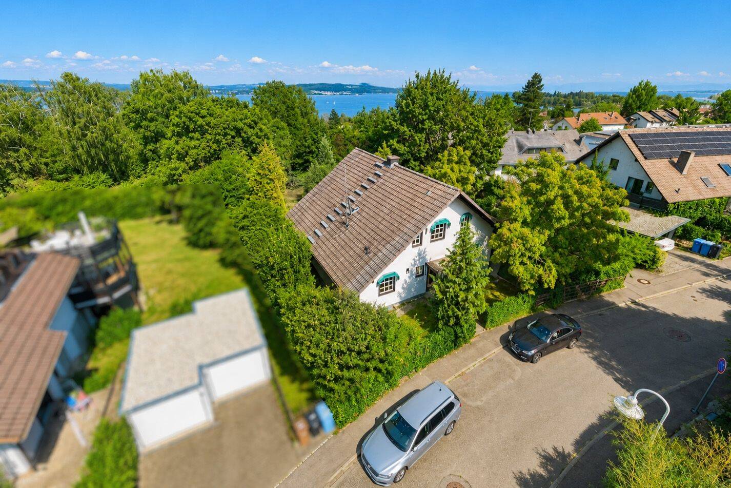 Begehrte Lage in Litzelstetten | Bezugsfreies EFH mit Einliegerwohnung auf traumhaftem Grundstück, 78465 Konstanz
