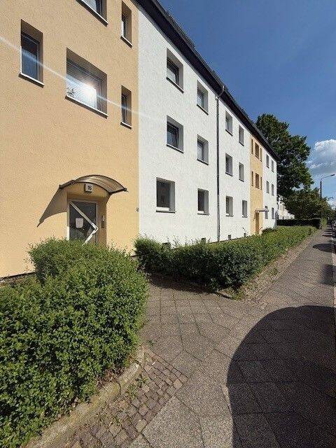 Renovierte Dachgeschosswohnung in Leipzig, 4328 Leipzig (Paunsdorf Sellerhausen-Stünz)