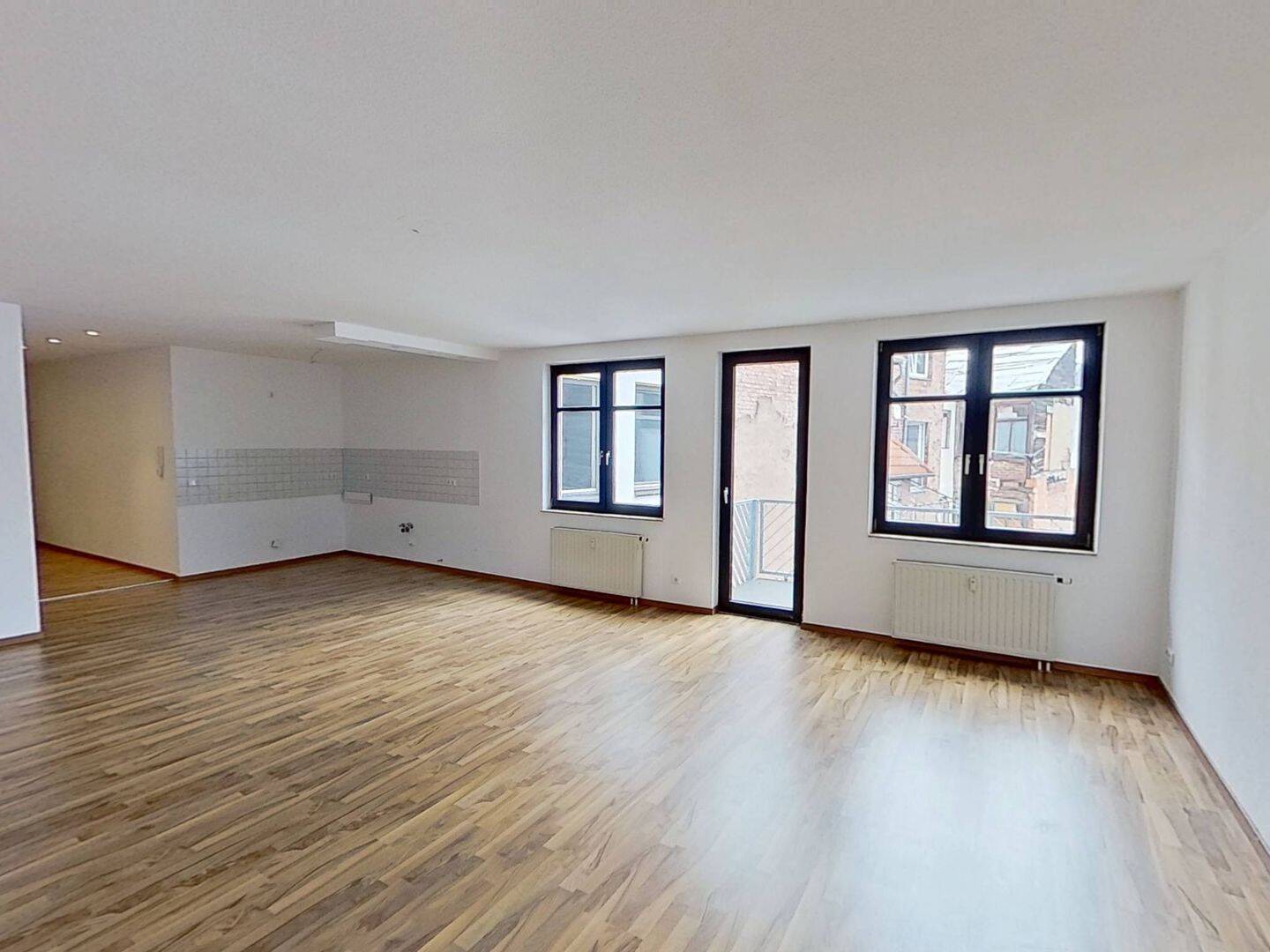 Viel Platz, viel Wohnkomfort – 3-Zimmer-Wohnung mit Balkon auf 92 m², 99817 Eisenach