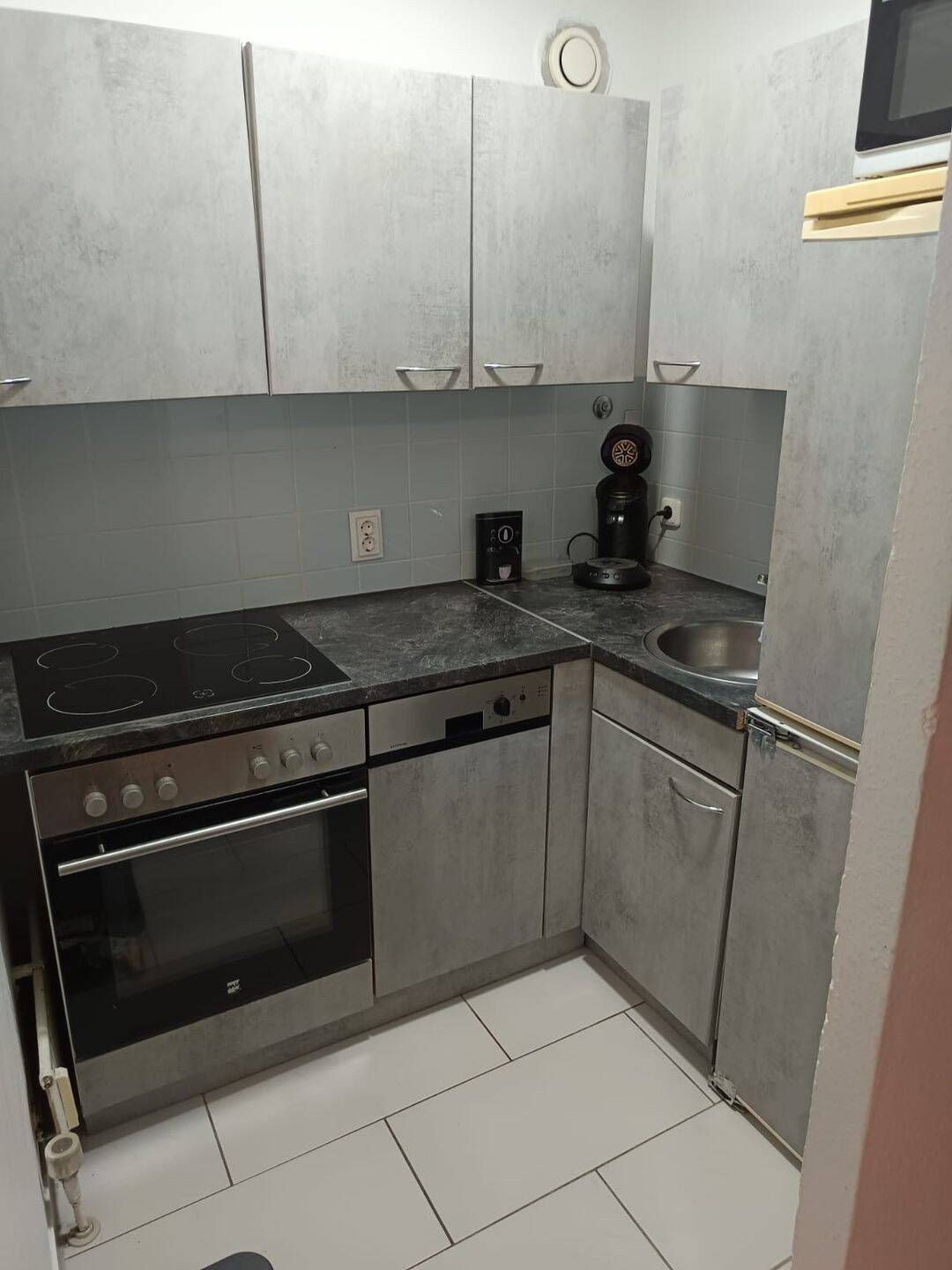 1 Zimmer Küche /Diele/Bad /Balkon, 50765 Köln (Chorweiler Blumenberg Esch Esch/Auweiler Volkhoven/Weiler)