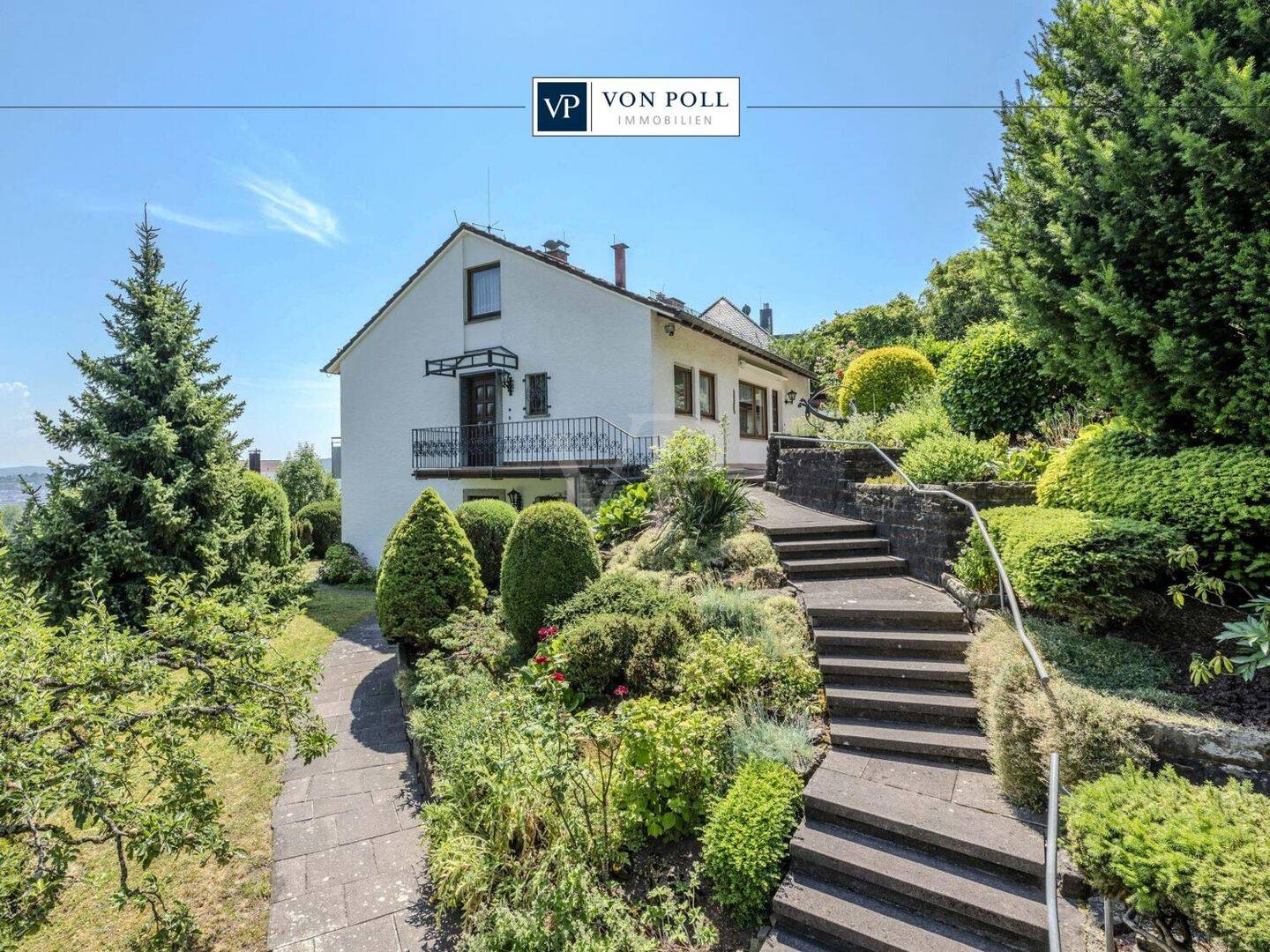 Ein Ort, der begeistert – Einfamilienhaus mit traumhaftem Blick über Stuttgart, 70193 Stuttgart (Nord West)